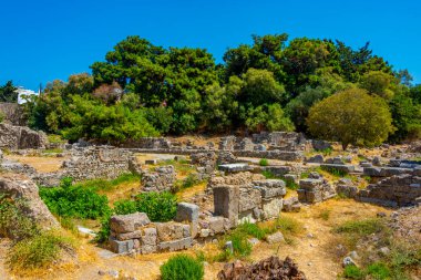 Yunan adası Kos 'taki Nymphaeum manzarası.