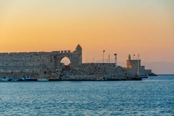 Widok Zachodu Słońca Starożytnych Fortyfikacji Rodos Grecji — Zdjęcie stockowe