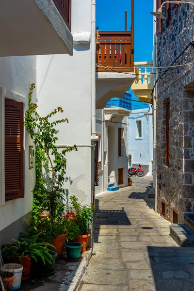 stock image Colorful streets of Mandraki town at Greek island Nisyros.