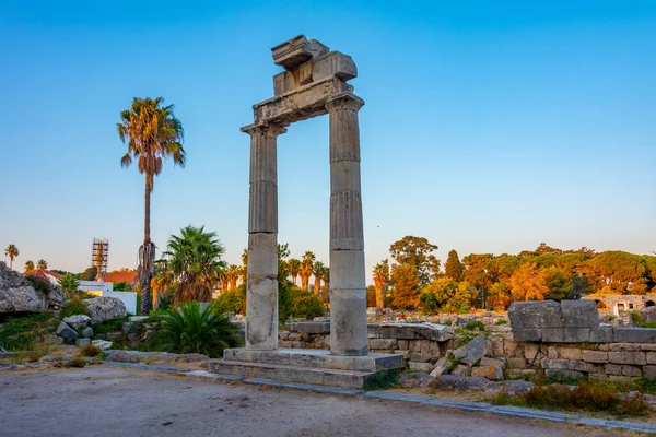 stock image Sunset view of shrine of Aphrodite at ancient agora at Greek island Kos.