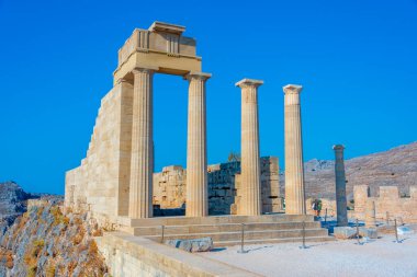 Yunan adası Rodos 'ta Lindos Akropolis manzarası.