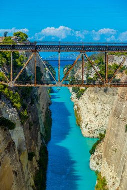 Yunanistan 'daki Korint kanalının hava görüntüsü.