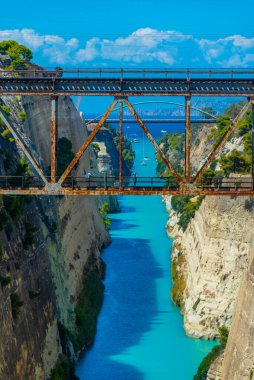 Yunanistan 'daki Korint kanalının hava görüntüsü.