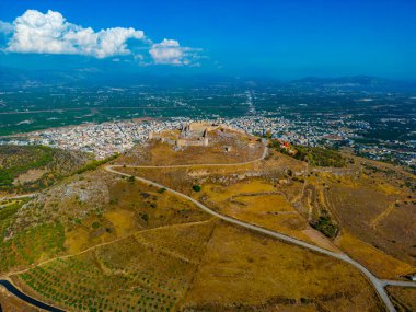 Yunan kenti Argos yakınlarındaki Larissa kalesinin Panorama manzarası.