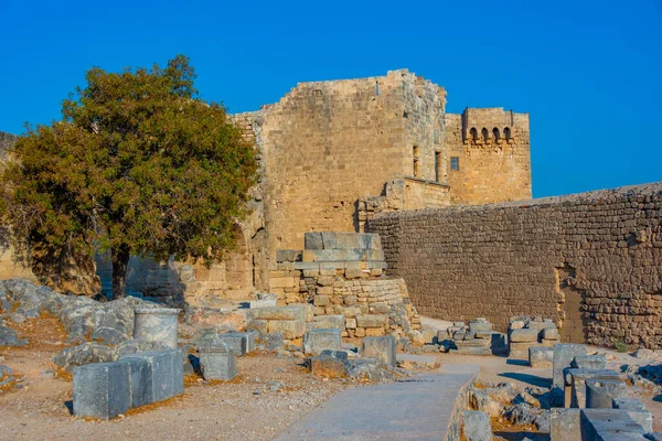 Blick Auf Die Akropolis Von Lindos Auf Der Griechischen Insel — Stockfoto