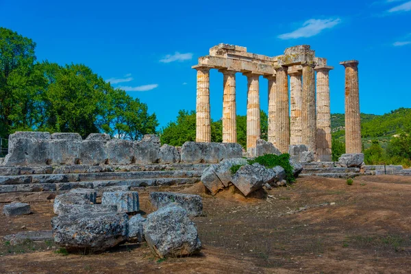 希腊尼迈亚古建筑群宙斯神庙的废墟 — 图库照片