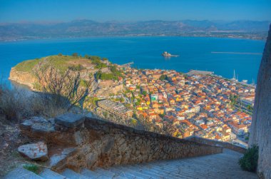 Yunan kenti Nafplio 'nun hava manzarası.