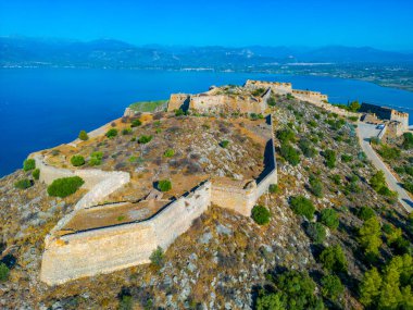 Yunan kenti Nafplio 'daki Palamidi kalesinin kalıntıları.
