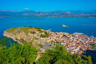 Yunan kenti Nafplio 'nun hava manzarası.