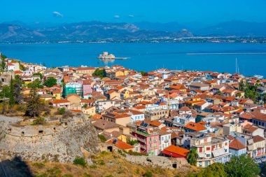 Yunan kenti Nafplio 'nun hava manzarası.