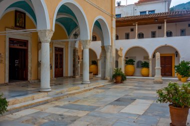 Lord Hydra 'nın Annesi' nin Yunanistan 'daki Ortodoks Katedrali Kilisesi' nin Yatakhanesi.