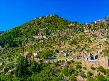 Yunanistan 'daki Mystras arkeoloji sahasının Panorama görünümü.