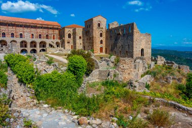 Yunanistan 'daki Mystras arkeoloji sahasının Bizans İmparatorları Sarayı.