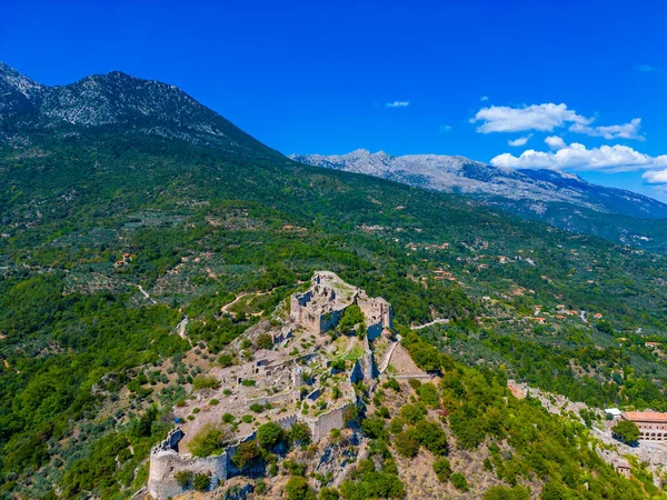 Yunanistan 'daki Mystras arkeoloji sahasının Akropolis Panoraması.