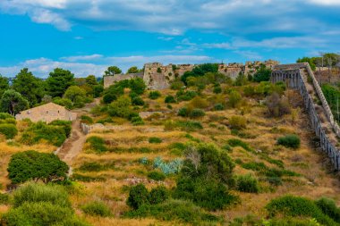 Yunanistan 'daki Pylos şatosunun manzarası.