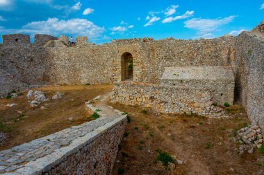 Yunanistan 'daki Pylos şatosunun manzarası.