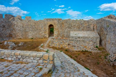 Yunanistan 'daki Pylos şatosunun manzarası.