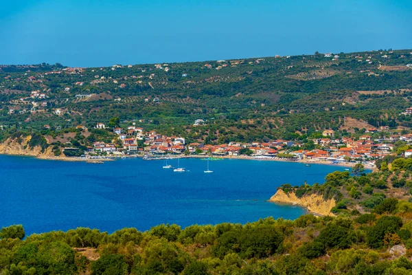 Yunanistan 'daki Finikounda tatil beldesinin Panorama manzarası.