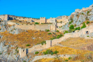 Yunanistan 'daki Akrokorinth kalesinin manzarası.