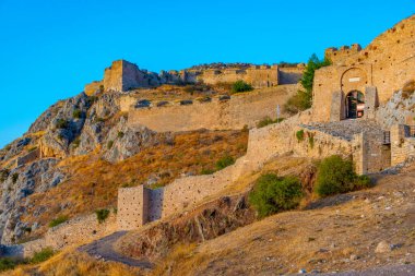 Yunanistan 'daki Akrokorinth kalesinin manzarası.