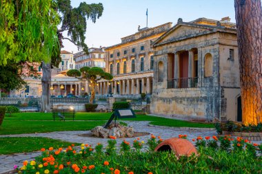 Yunanistan 'daki Korfu Asya Sanatları Müzesinin Gündoğumu.