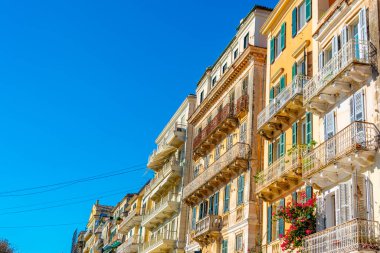 Kerkyra, Korfu, Yunanistan 'ın merkezindeki tarihi binalar.