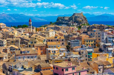 Yunan kenti Kerkyra 'nın çatı manzarası.