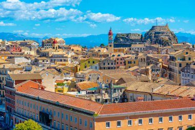 Yunan kenti Kerkyra 'nın çatı manzarası.