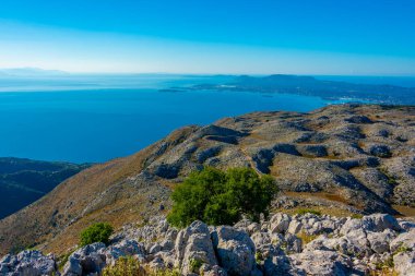 Kerkyra, Yunanistan 'ın Korfu kentindeki Pantokrator Dağı' ndan izlendi.