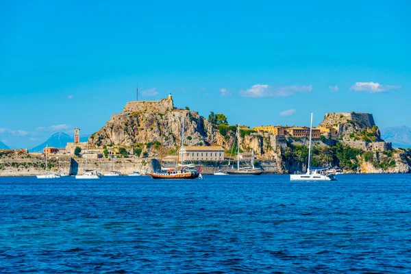 stock image Boats mooring next to the Palaio Frourio at Greek island Corfu.