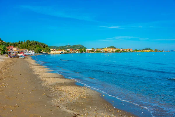 Sonnenliegen Und Sonnenschirme Strand Von Sidari Auf Korfu Griechenland — Stockfoto