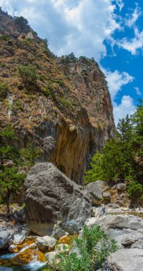 Yunan adası Girit 'te Samarya geçidi.