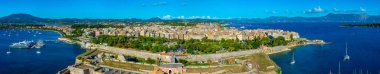 Yunan kenti Kerkyra 'nın Panorama manzarası.