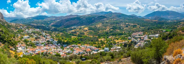 Letecký Pohled Řeckou Vesnici Spili Ostrově Kréta — Stock fotografie