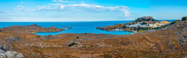 Acropole Lindos Surplombant Les Maisons Blanches Traditionnelles Île Rhodes Grèce — Photo