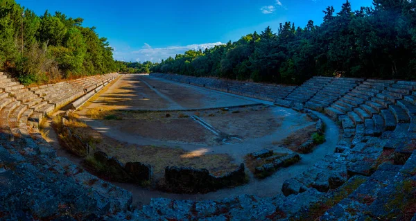 Yunanistan Rodos Kentindeki Antik Olimpiyat Stadyumu — Stok fotoğraf