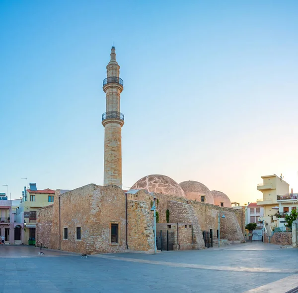 Vista Del Amanecer Mezquita Neratze Ciudad Griega Rethimno — Foto de Stock