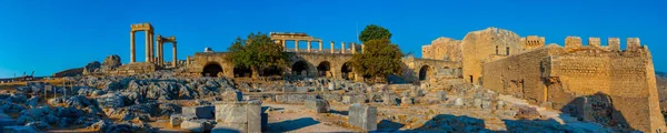 Άποψη Της Λίνδου Ακρόπολης Στο Ελληνικό Νησί Ρόδος — Φωτογραφία Αρχείου