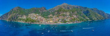 İtalya Positano 'da Costiera Amalfitana Panoraması.