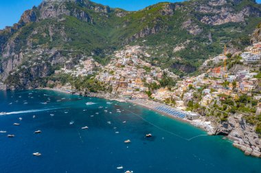 İtalya Positano 'da Costiera Amalfitana Panoraması.