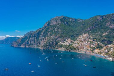 İtalya Positano 'da Costiera Amalfitana Panoraması.