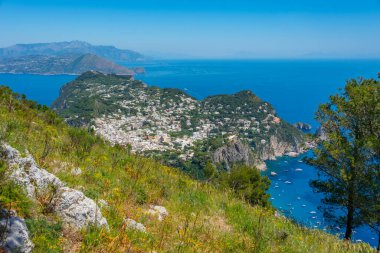 İtalyan adası Capri 'nin Panorama manzarası.