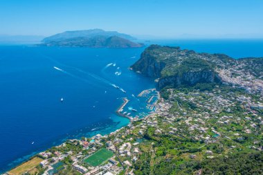 İtalyan adası Capri 'nin Panorama manzarası.
