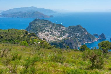 İtalyan adası Capri 'nin Panorama manzarası.