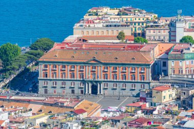 Napoli, İtalya 'daki Salerno Sarayı' nın havadan görünüşü.