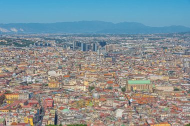 İtalya 'daki Napoli şehir merkezinin hava manzarası.