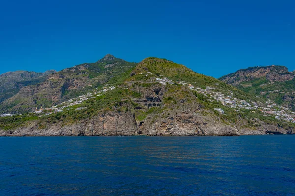 Панорама Узбережжя Костієри Амальфітани Італії — стокове фото