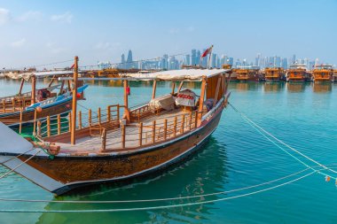 Katar 'daki Doha' da geleneksel demirleme yerleri.
