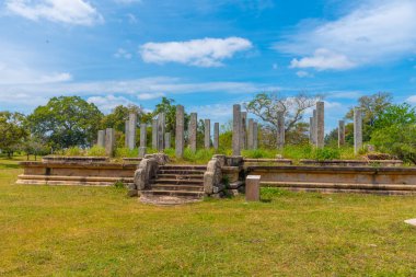 Anuradhapura, Sri Lanka 'da Ratnaprasada harabeleri.