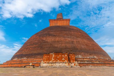 Sri Lanka Annuradhapura 'da Jetavanarama dagoba.